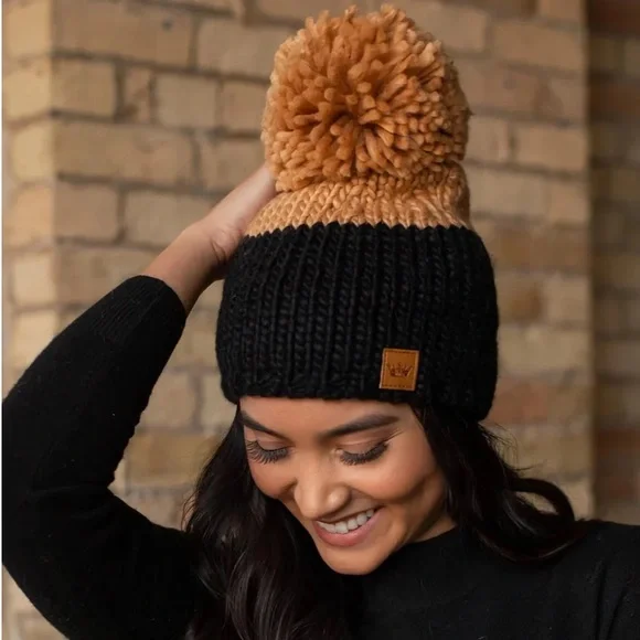 Black and Tan Pom Beanie - Picture 2 of 6